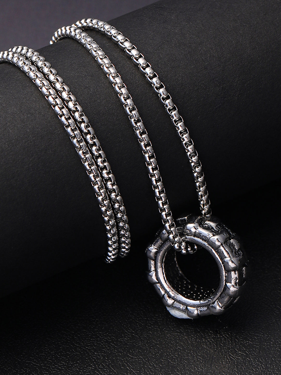 The Tire Pendant Necklace - Metallic Silver
