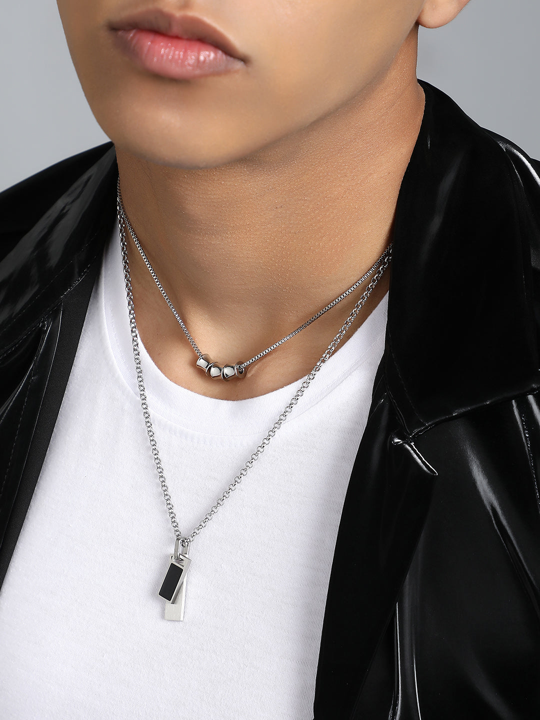 The Slab Pendant Necklace - Metallic Silver