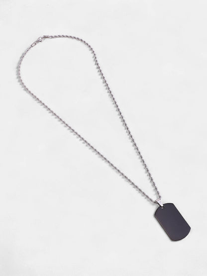 The Curve-Plate Pendant Necklace - Onyx Black