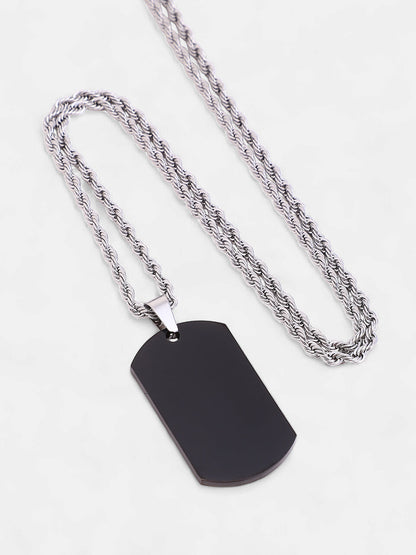 The Curve-Plate Pendant Necklace - Onyx Black