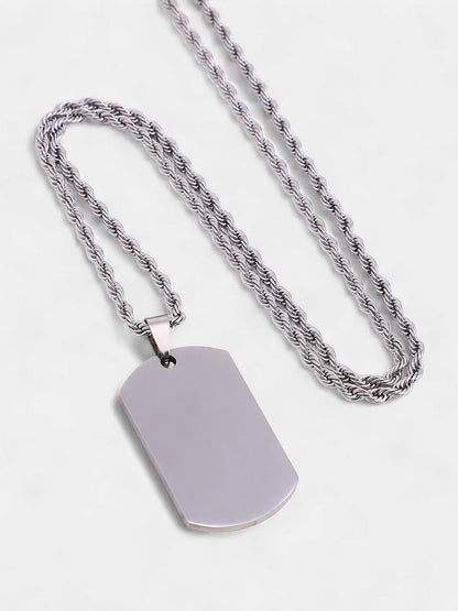 The Curve-Plate Pendant Necklace - Metallic Silver