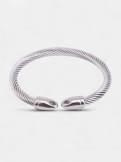 The Ribbed Round Watch With Cuff Bracelet Combo