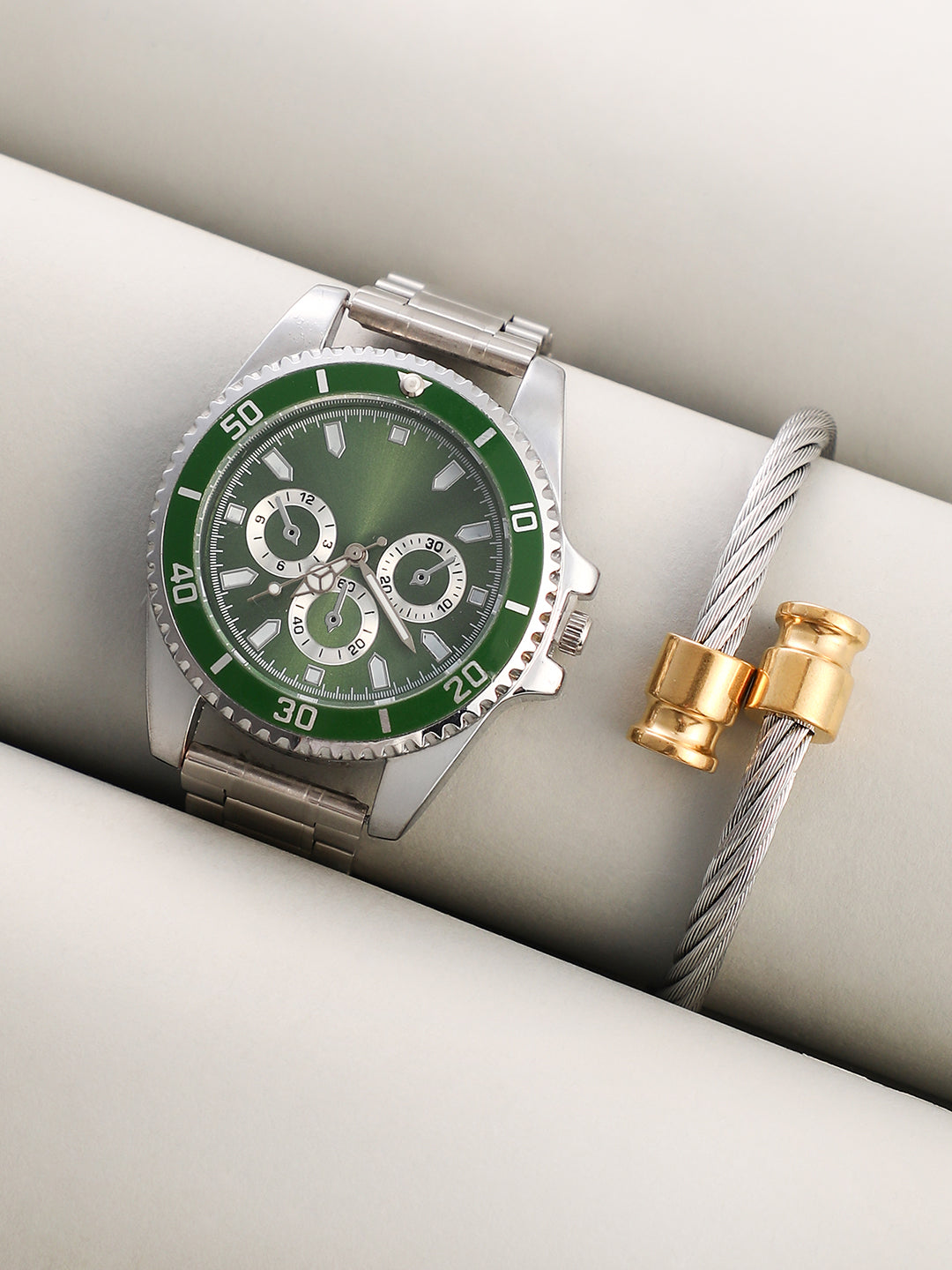 The Ribbed Four-Dial Round Watch With Tennis Bracelet Combo