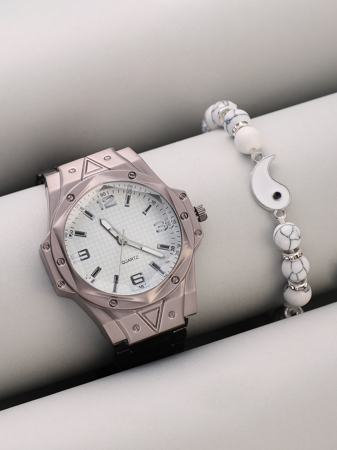 The Torque Driftor Round Watch With Beaded Bracelet Combo