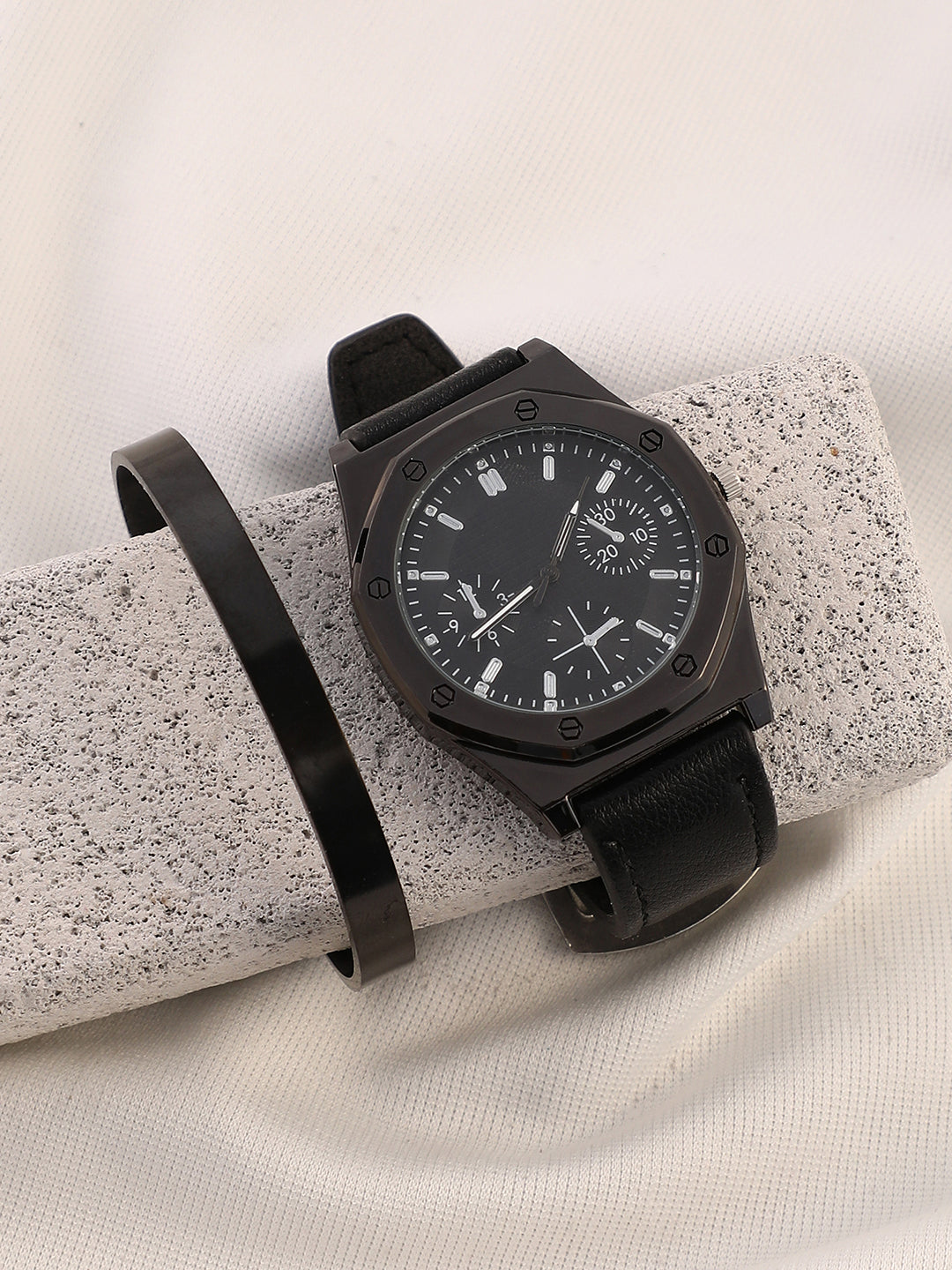 The Drifter's Compass Round Watch With Cuff Bracelet Combo