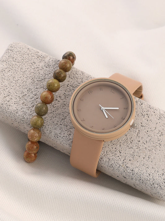 The Off-Duty Round Watch With Beaded Bracelet Combo