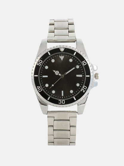 The Ribbed Round Watch With Link Bracelet Combo