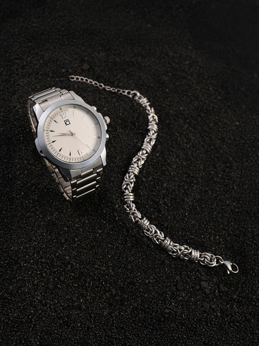 The Studio Round Watch With Link Bracelet Combo