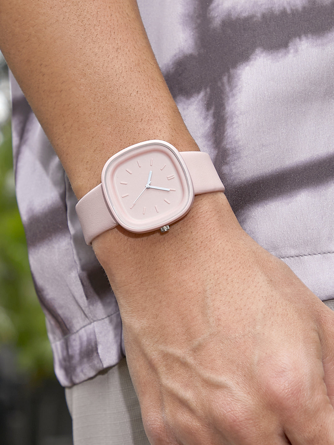 The Off-Duty Cushion Watch - Saltbox Beige