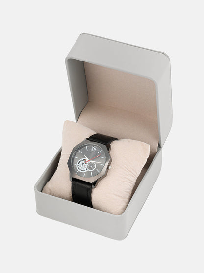 The Formula Leather Round Watch - Onyx Black