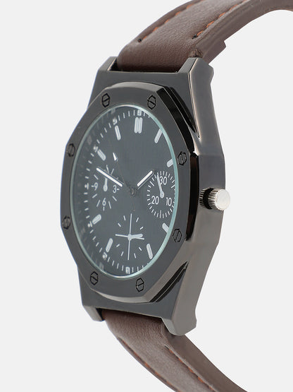 The Drifter's Compass Round Watch - Chocolate Brown