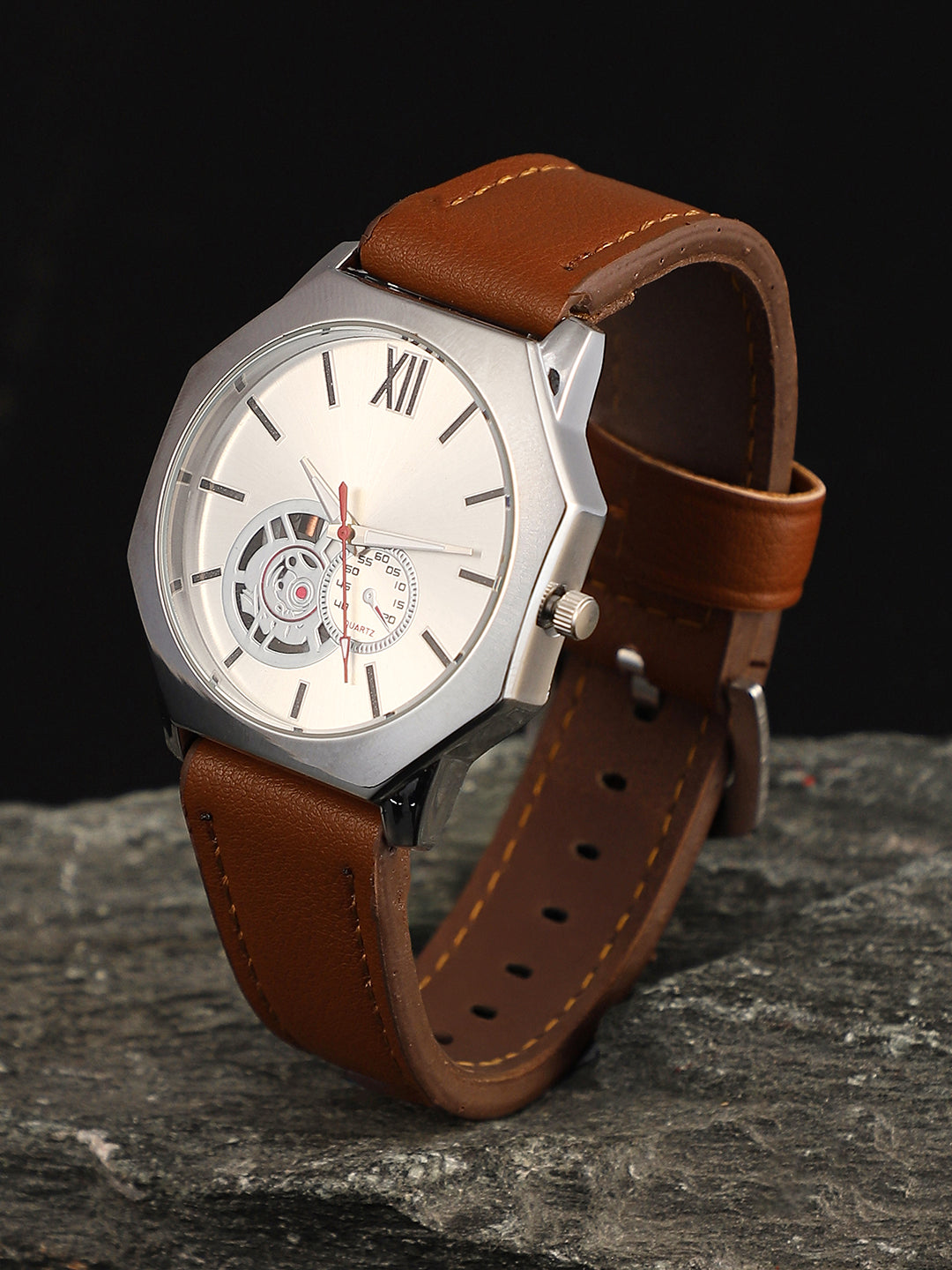 The Formula Leather Round Watch - Metallic Silver