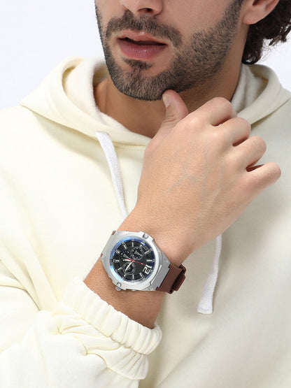 The Aetheris Round Watch - Chocolate Brown