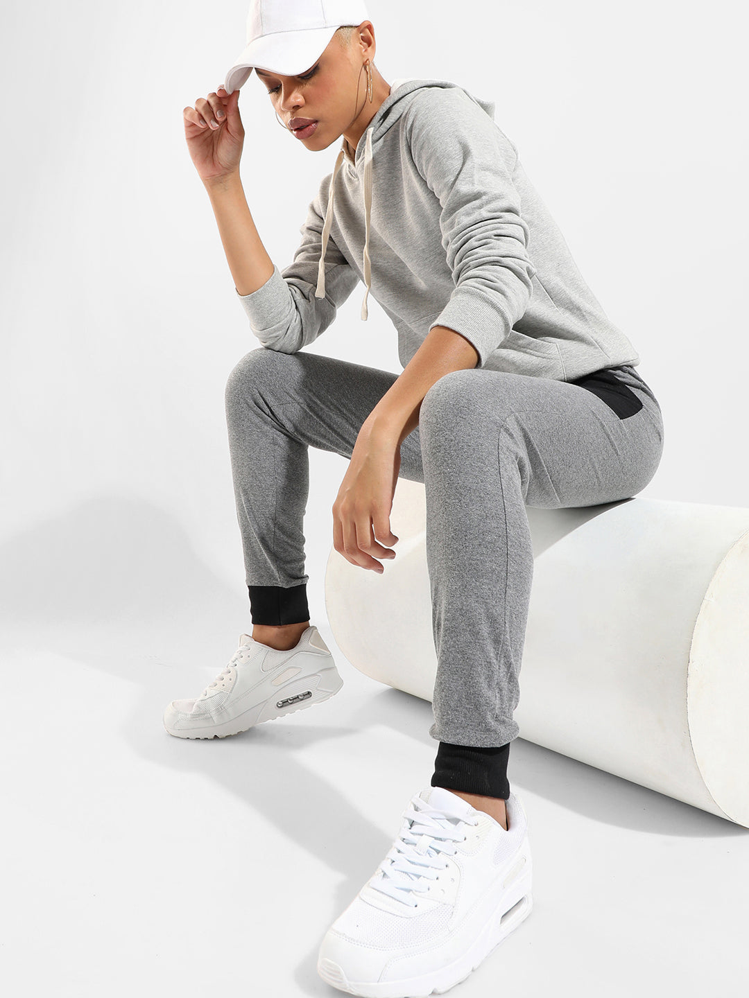 Cotton Solid Regular Fit Tracksuit For Casual Wear