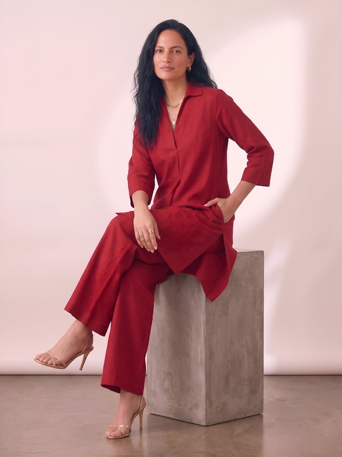 Barara Women's Maroon Kurta Set with Pants