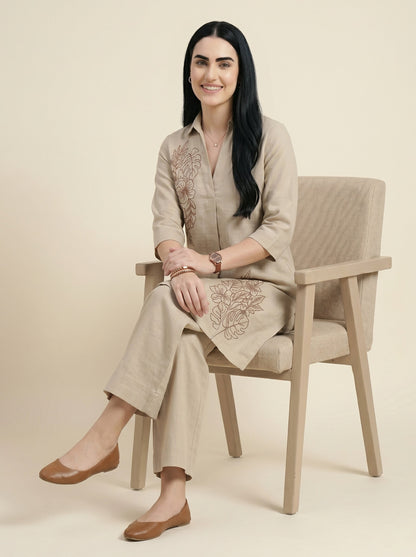 Barara Women's Beige Kurta Set with Pants