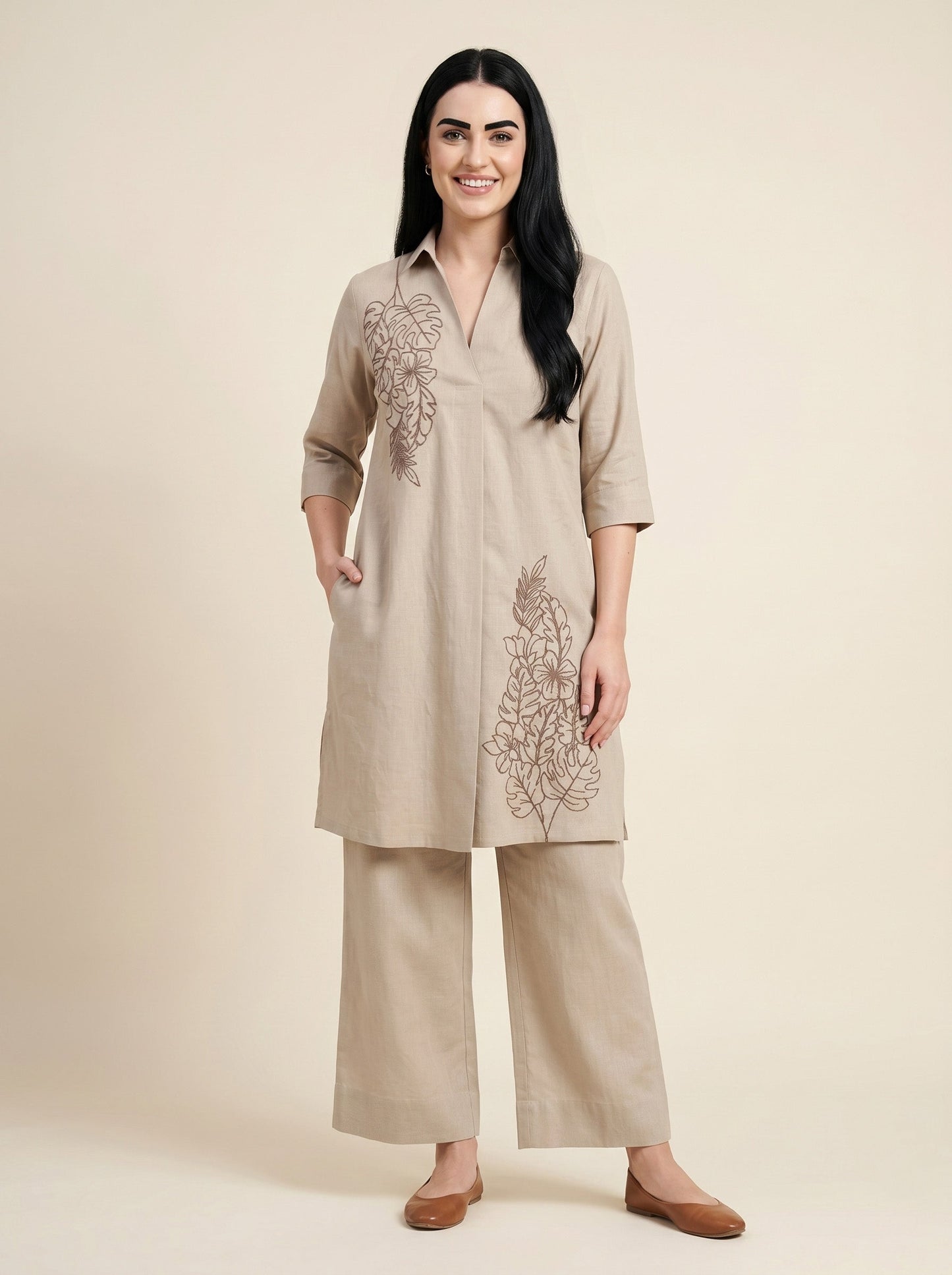 Barara Women's Beige Kurta Set with Pants