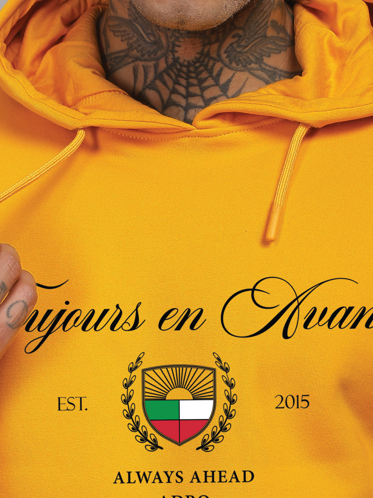 Toujours en Avance Hoodie