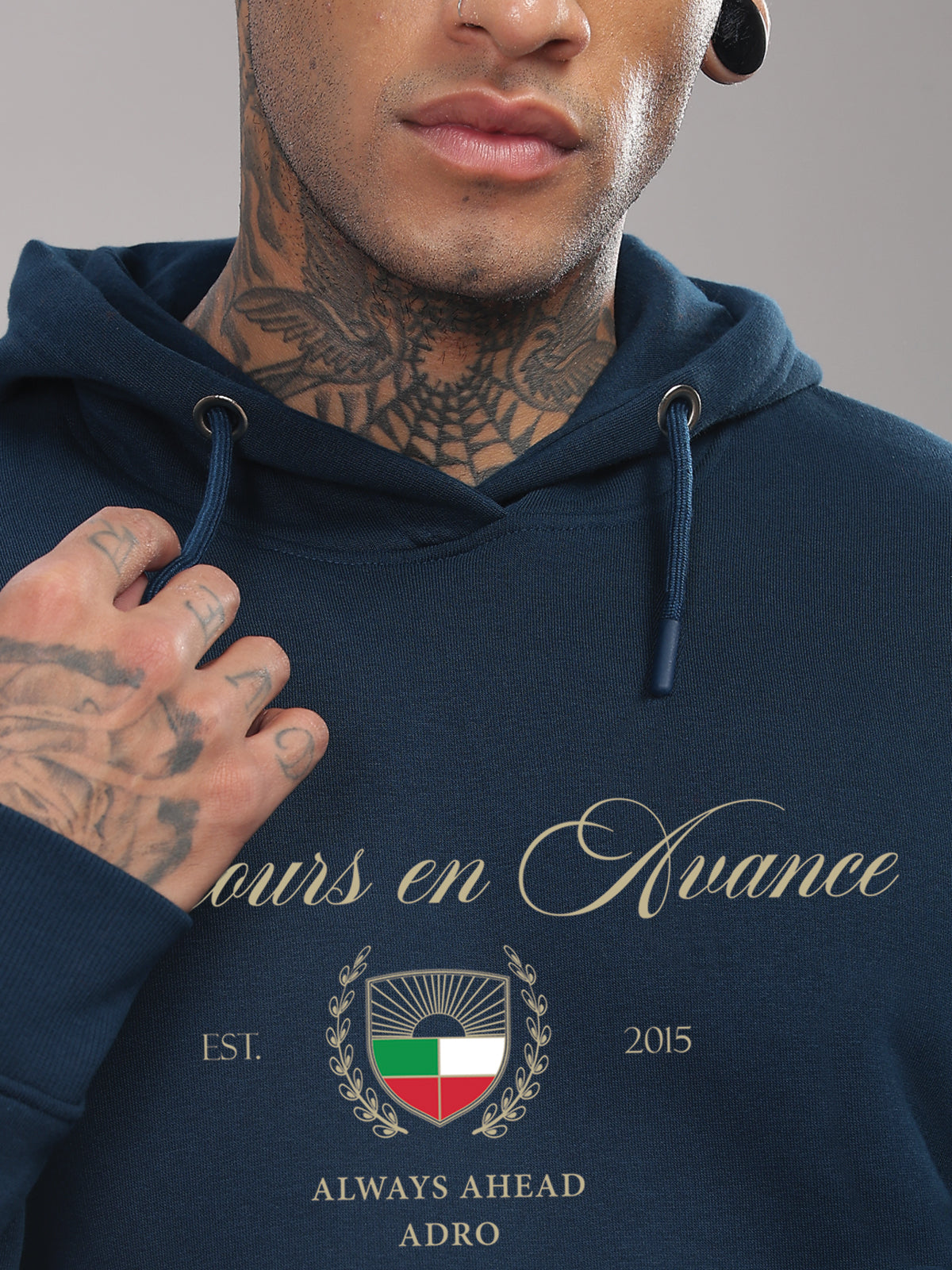 Toujours en Avance Hoodie