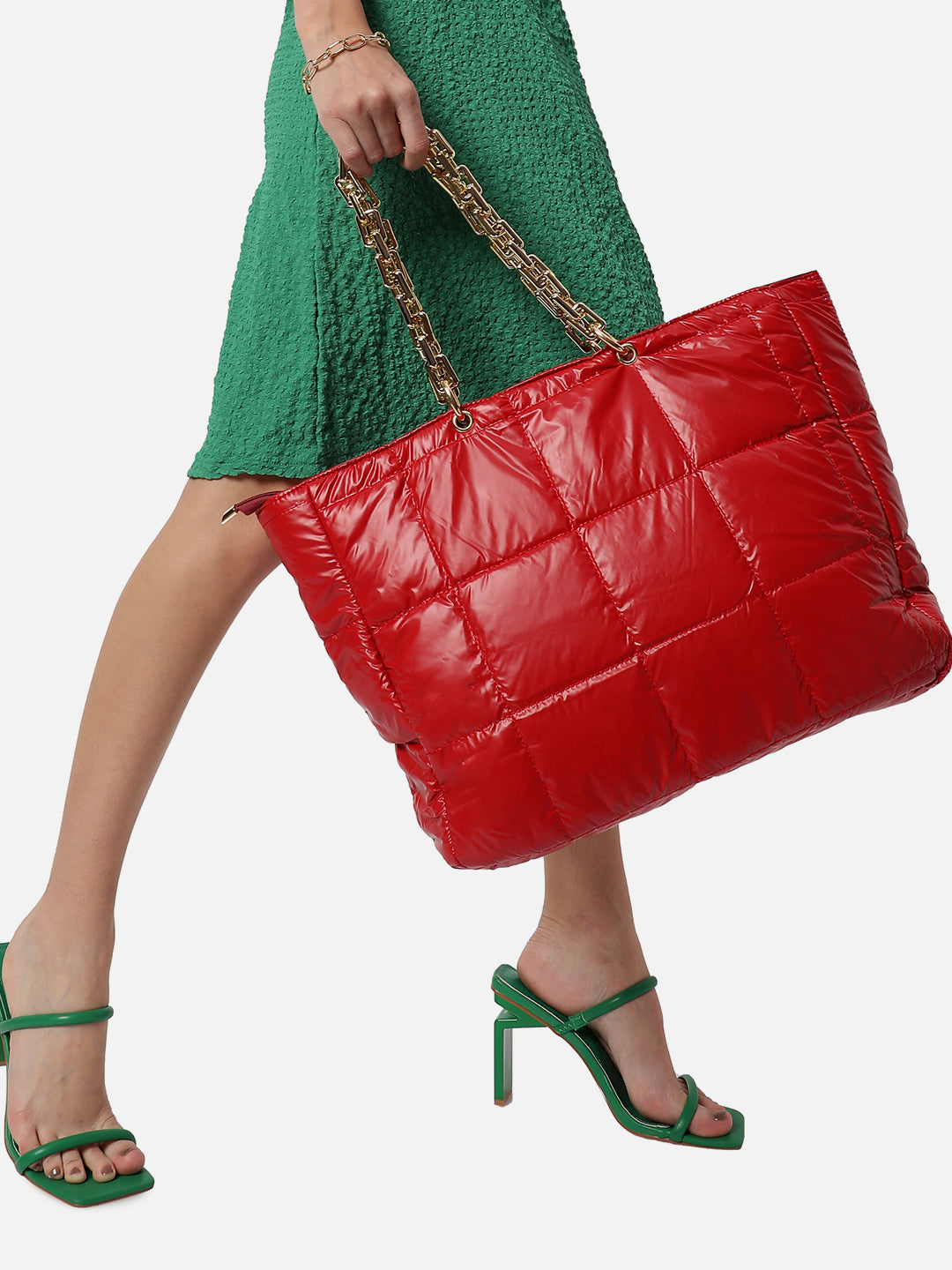 Quilt Queen Red Tote Bag