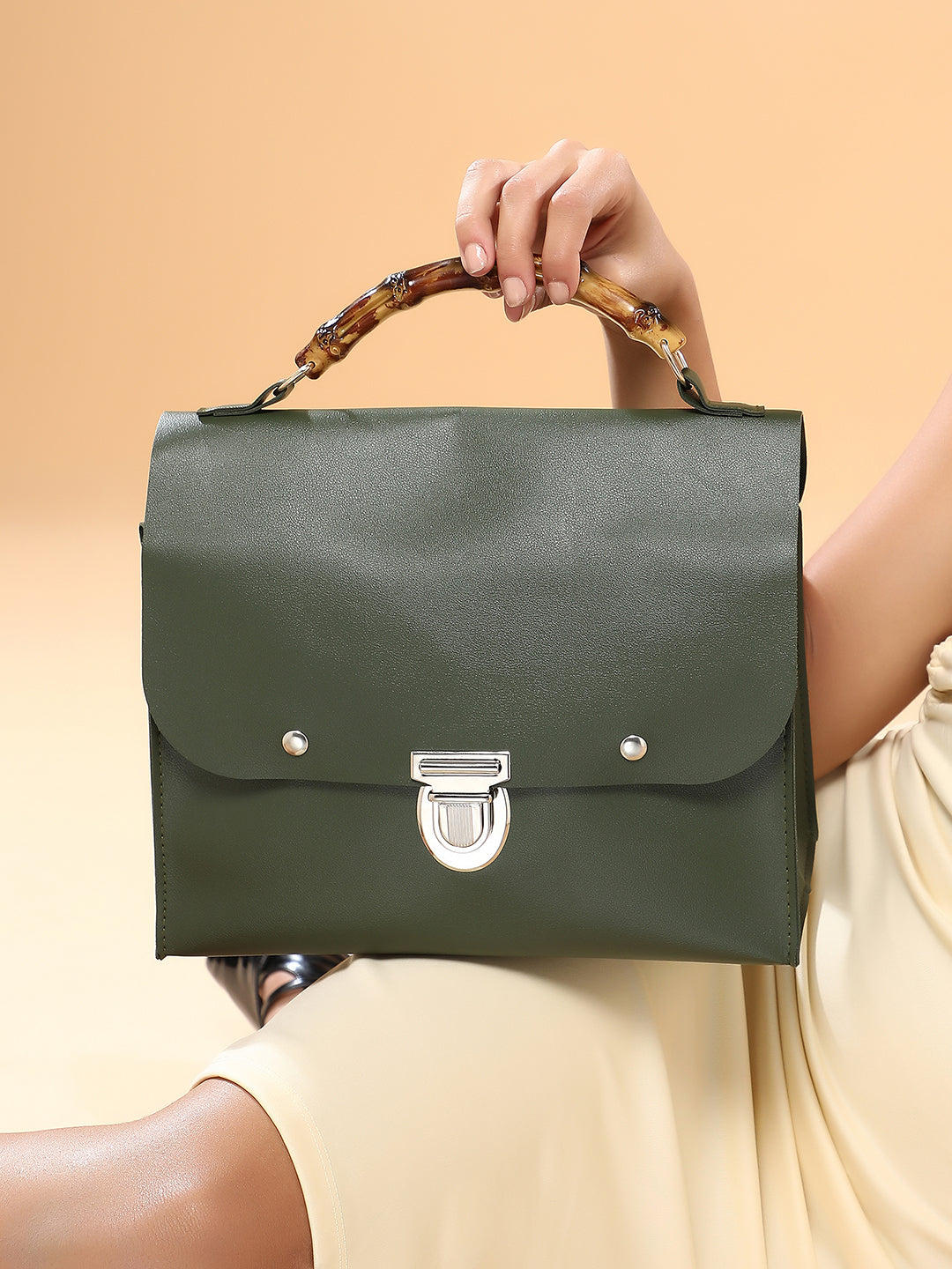 The MÃ©decin Hand Bag - Seaweed Green