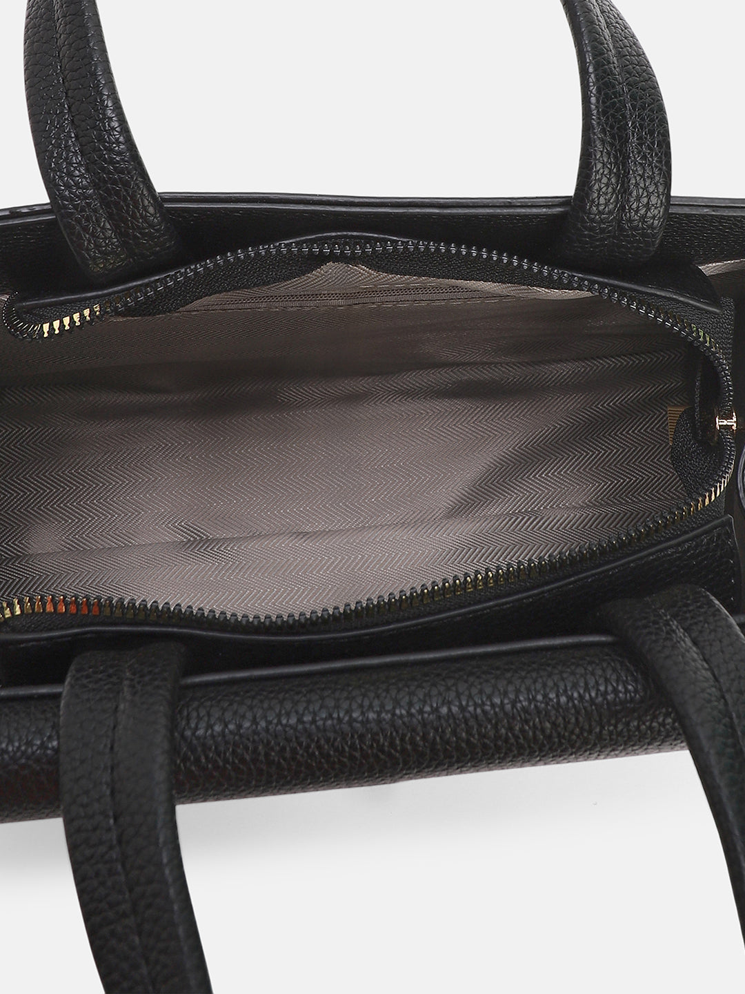 The AuratÃ© Hand Bag - Onyx Black