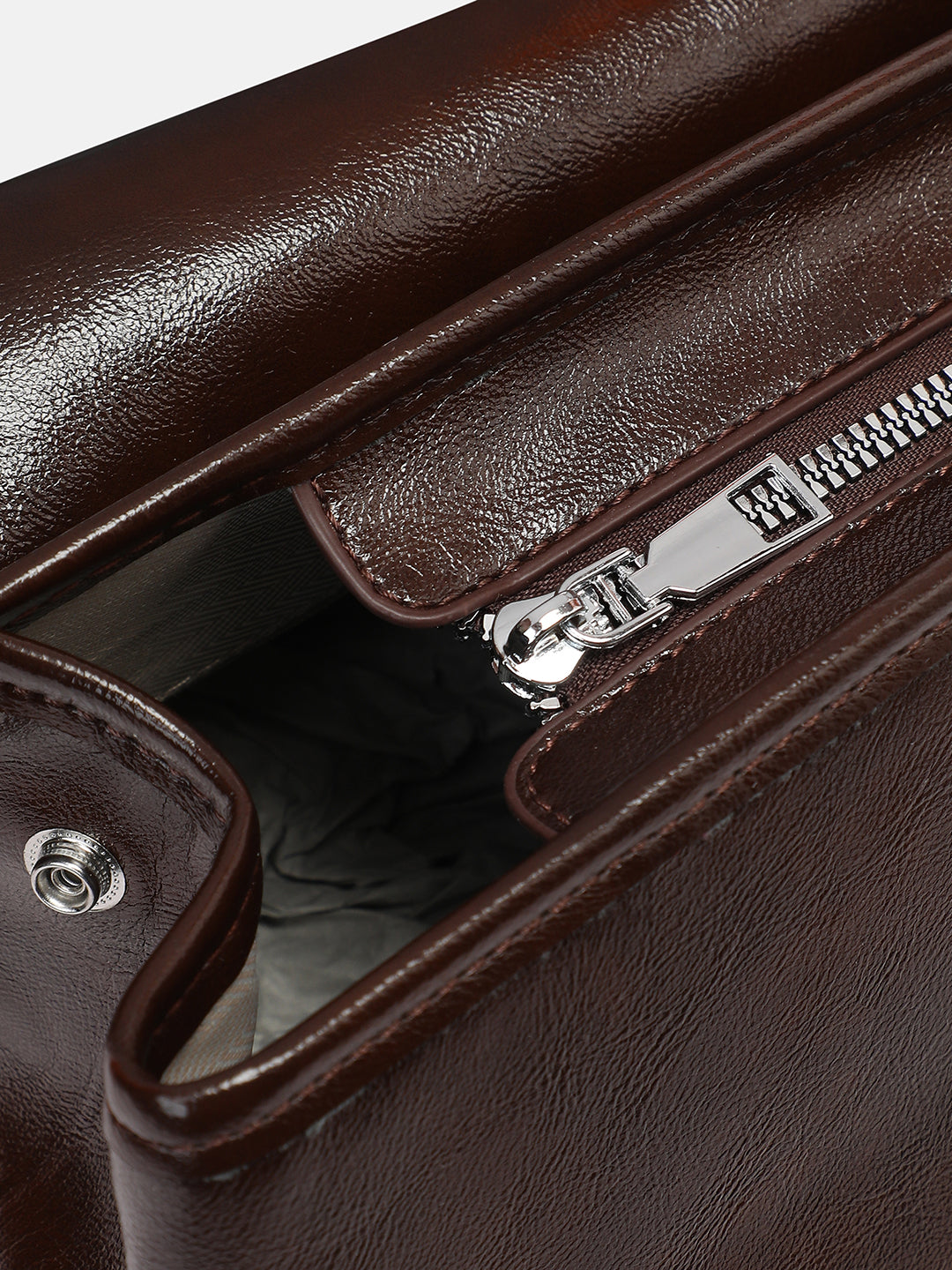 The ClinÃ© Backpack - Coffee Brown