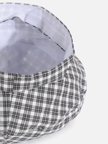 Black & White Textured Beret Hat