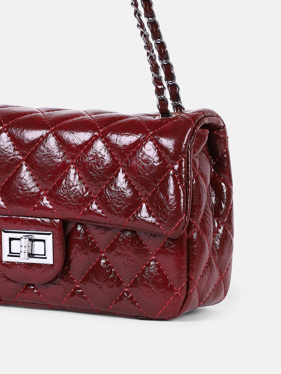 The Quilted-Chainlink Sling Bag - Cherry Red