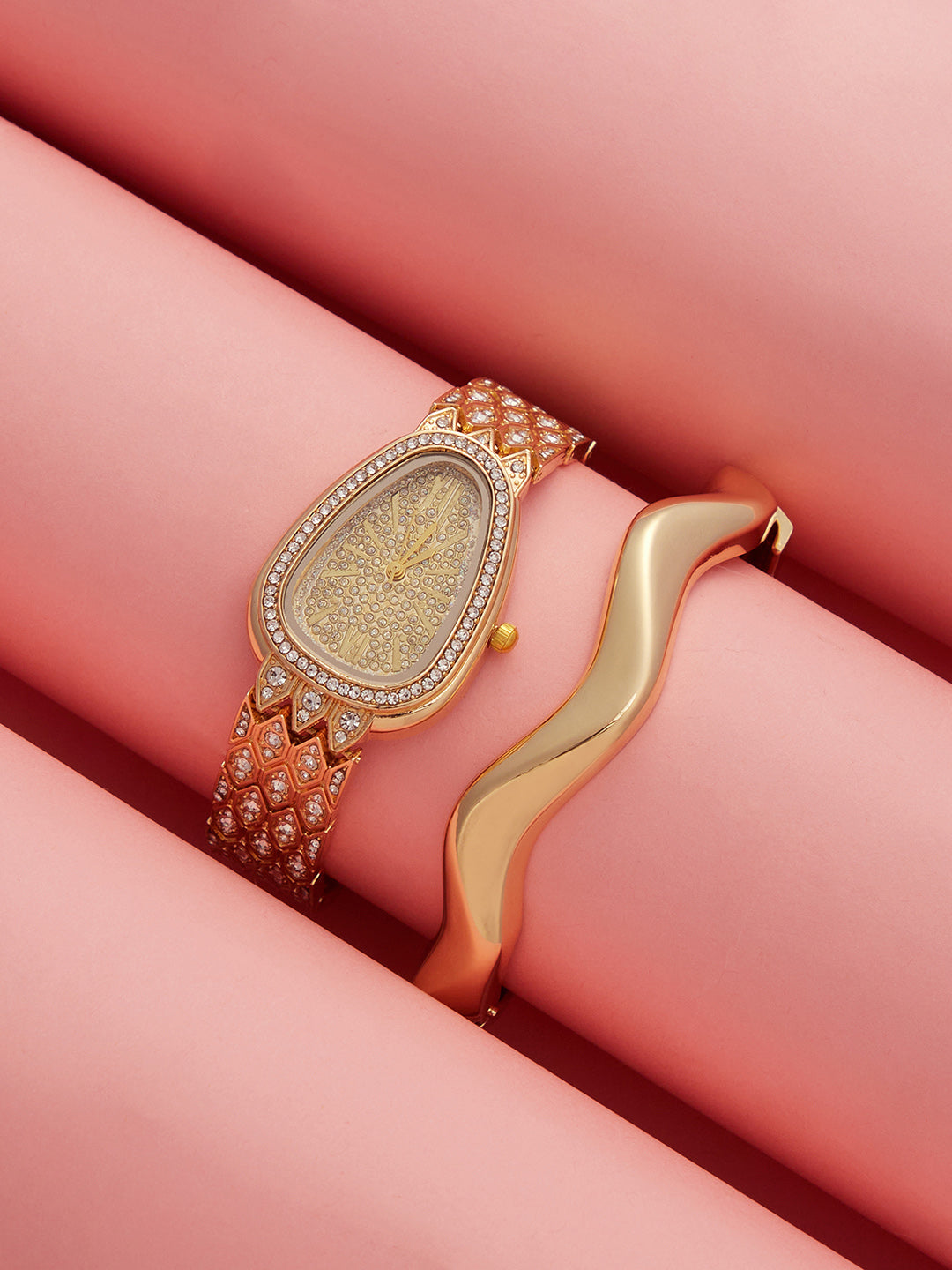 The Bijou Serpenti Oval Watch With Bracelet Combo