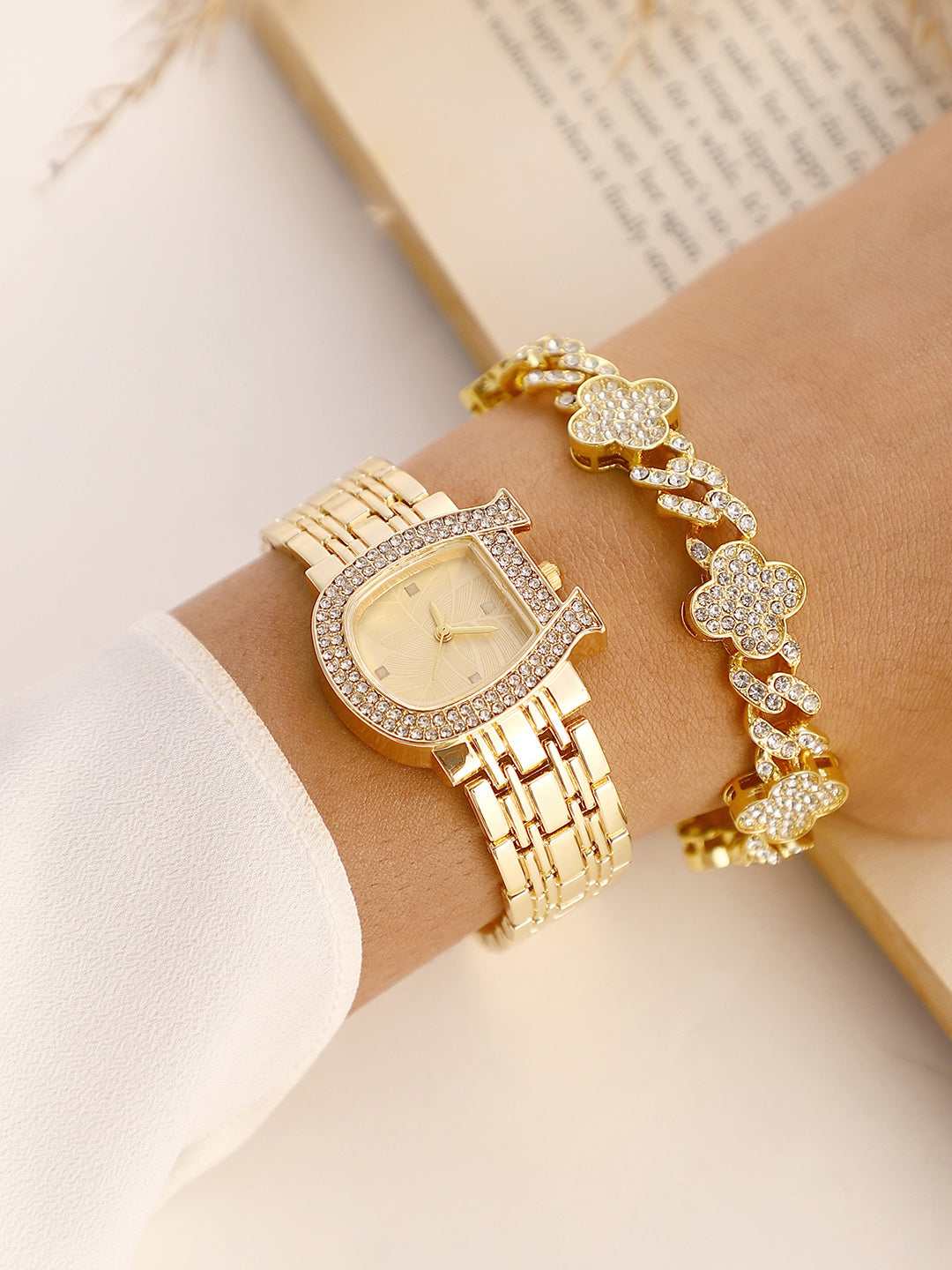 The Buckle Asymmetric Watch With Bracelet Combo