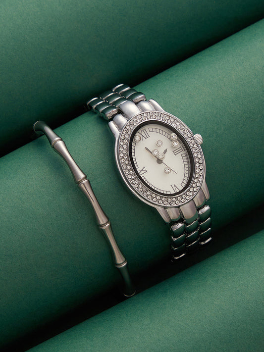 The Victoria Oval Watch With Bracelet Combo