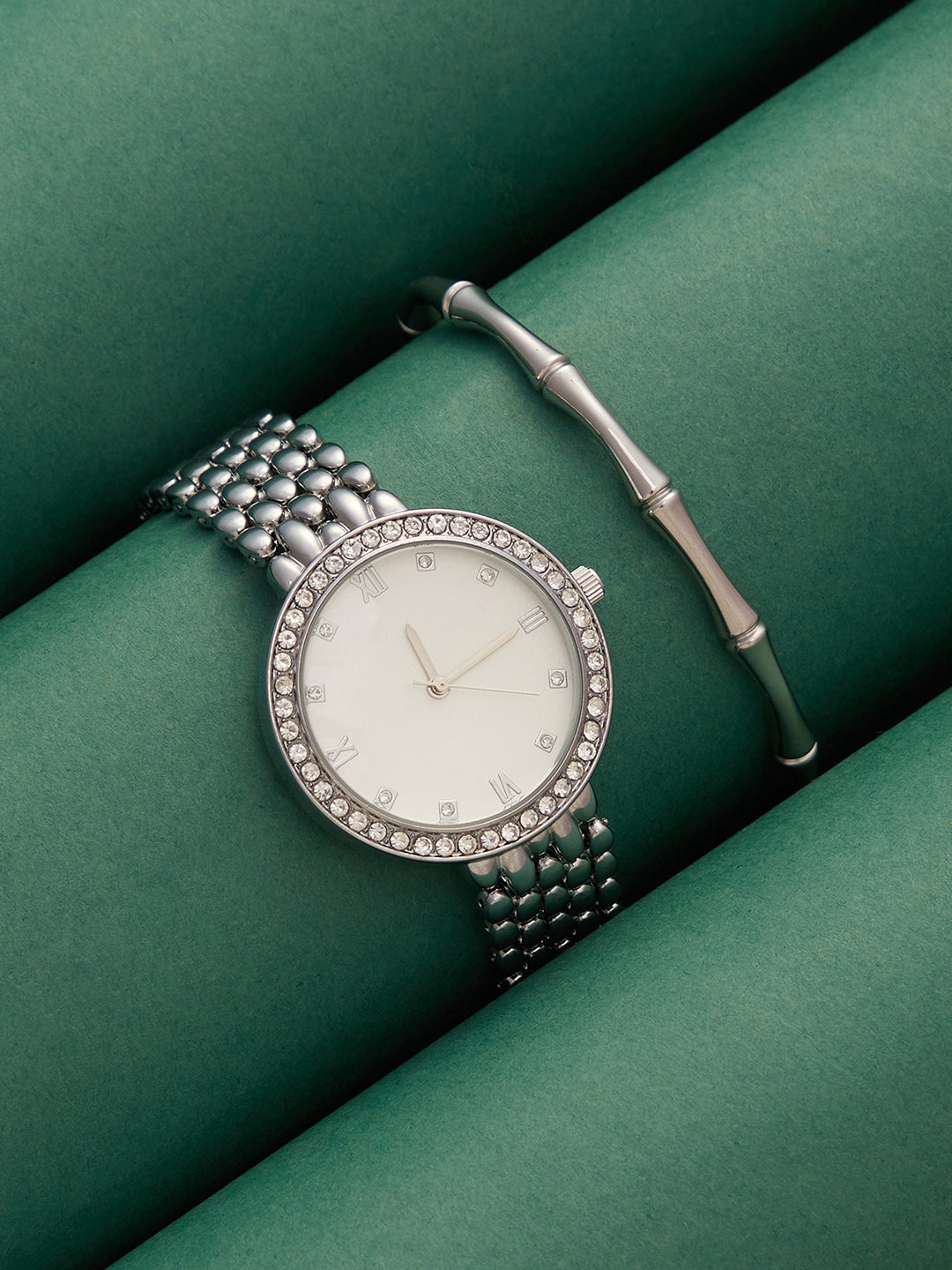 The Aphrodite Round Watch With Bracelet Combo