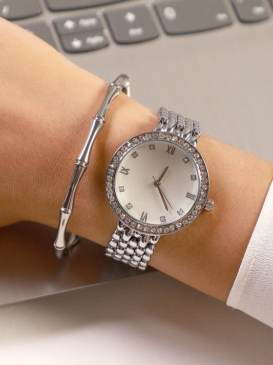 The Aphrodite Round Watch With Bracelet Combo