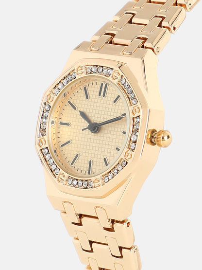 The Aetheria Cushion Watch With Bracelet Combo