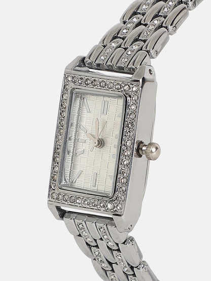 The Rectangular Watch With Bracelet Combo