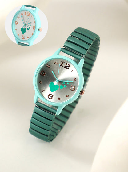 The Ribbed Heart Round Watch