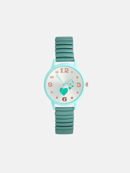 The Ribbed Heart Round Watch