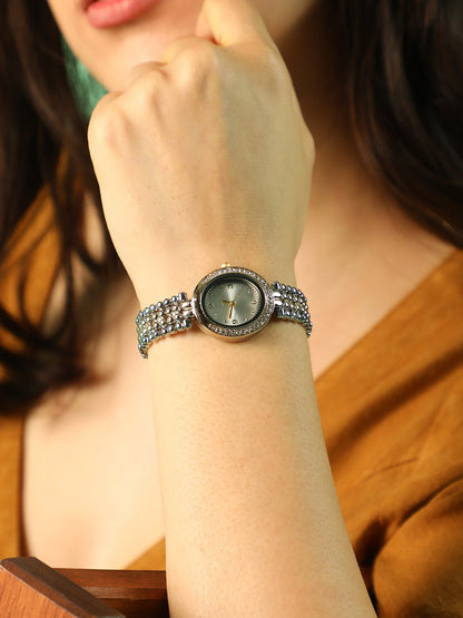 The Dotted Oval Watch
