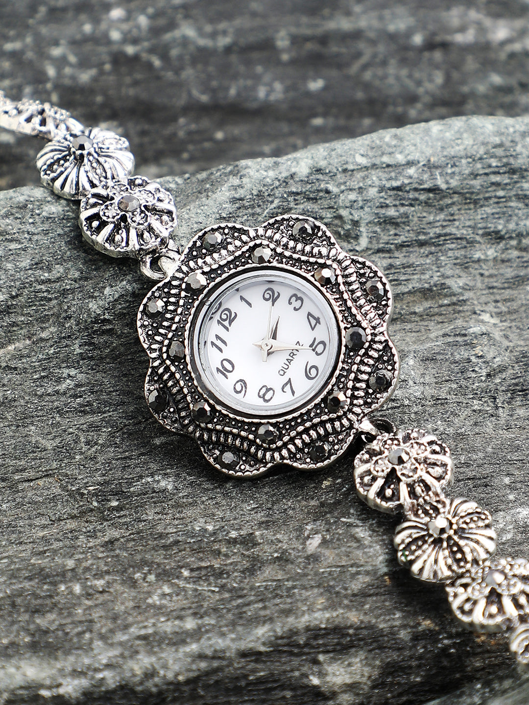 The Aqualith Round Watch - Chalice Silver