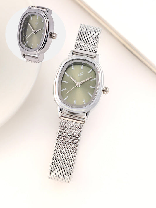 The Cosmopolis Mesh Rectangular Watch - Olive Green