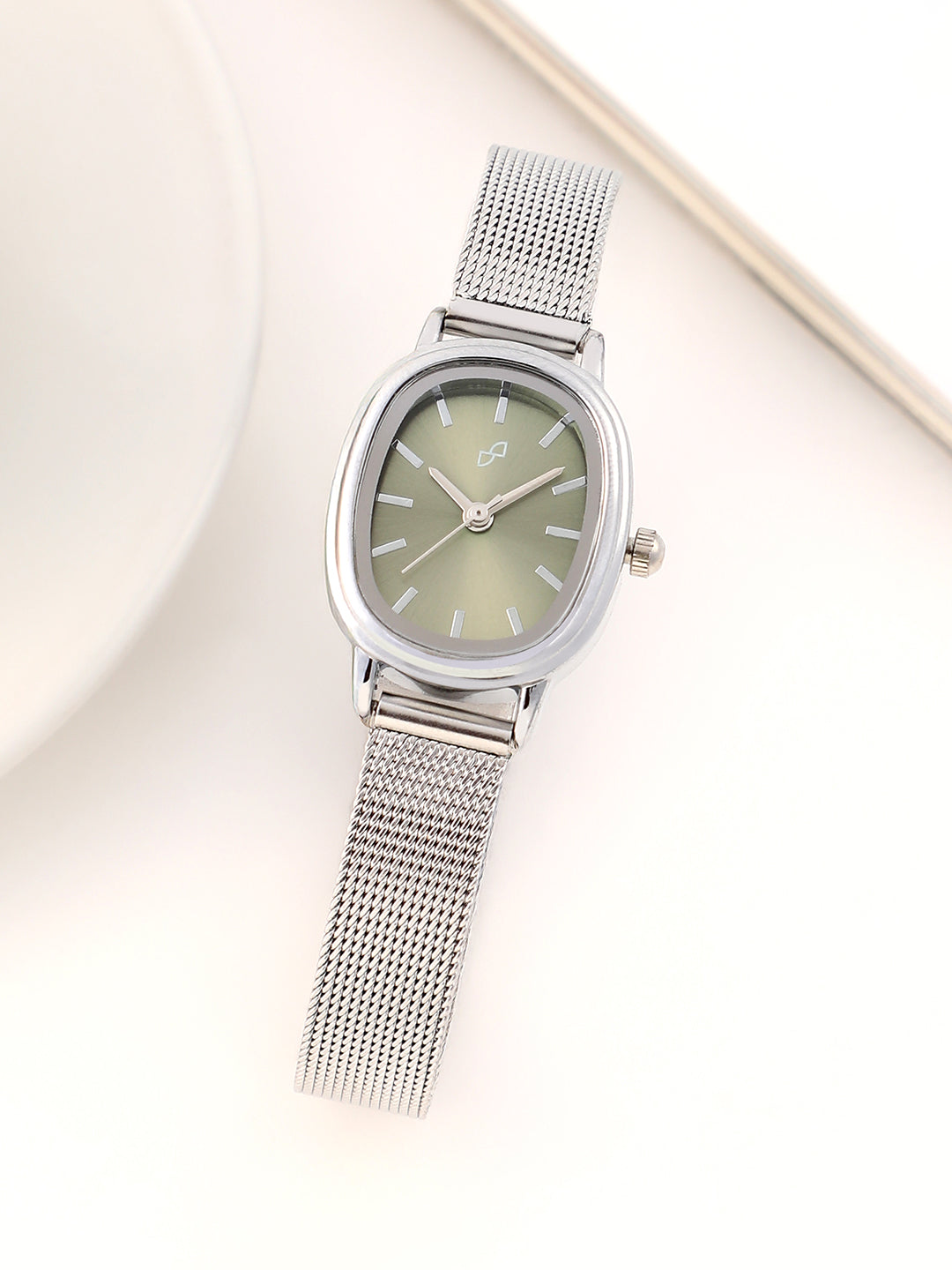 The Cosmopolis Mesh Rectangular Watch - Olive Green