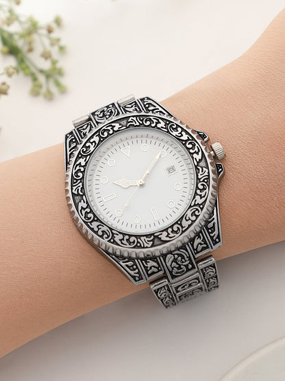 The Antique Embossed Round Watch - Chalice Silver