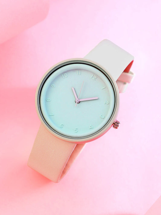 The Off-Duty Round Watch - Mint Green
