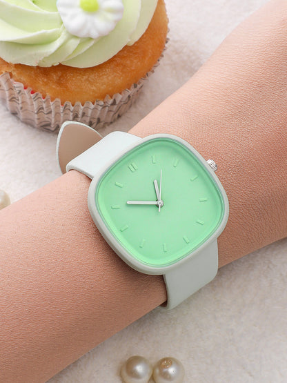 The Off-Duty Cushion Watch - Mint Green