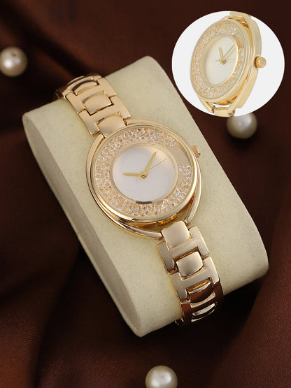 The Crystalized Halo Round Watch