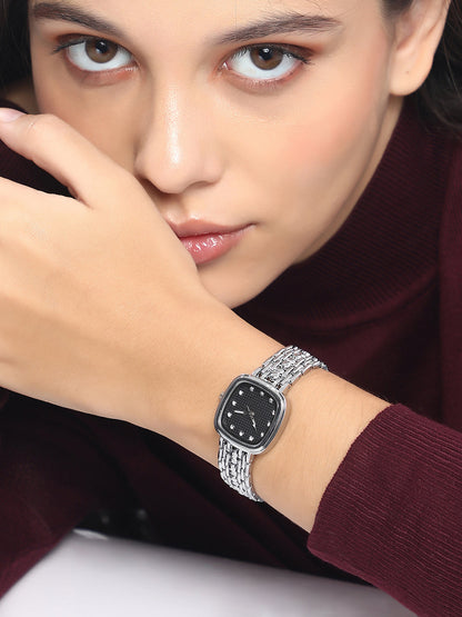 The Amune Square Watch - Metallic Silver