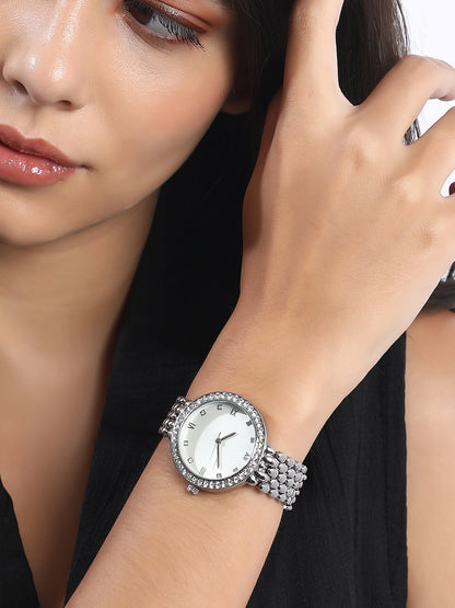 The Aphrodite Round Watch - Metallic Silver