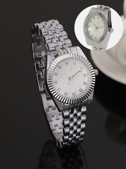 The Ribbed H-Link Round Watch