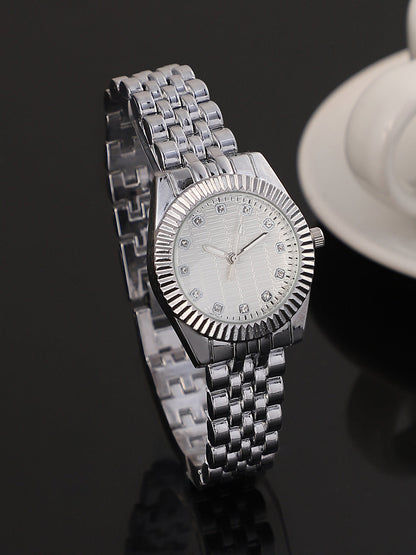 The Ribbed H-Link Round Watch